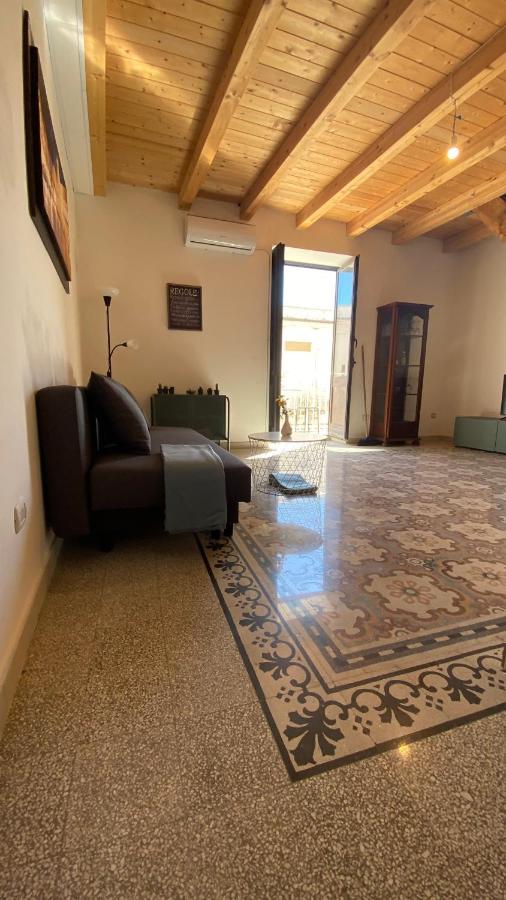 Casaluna Apartment Syracuse Bagian luar foto